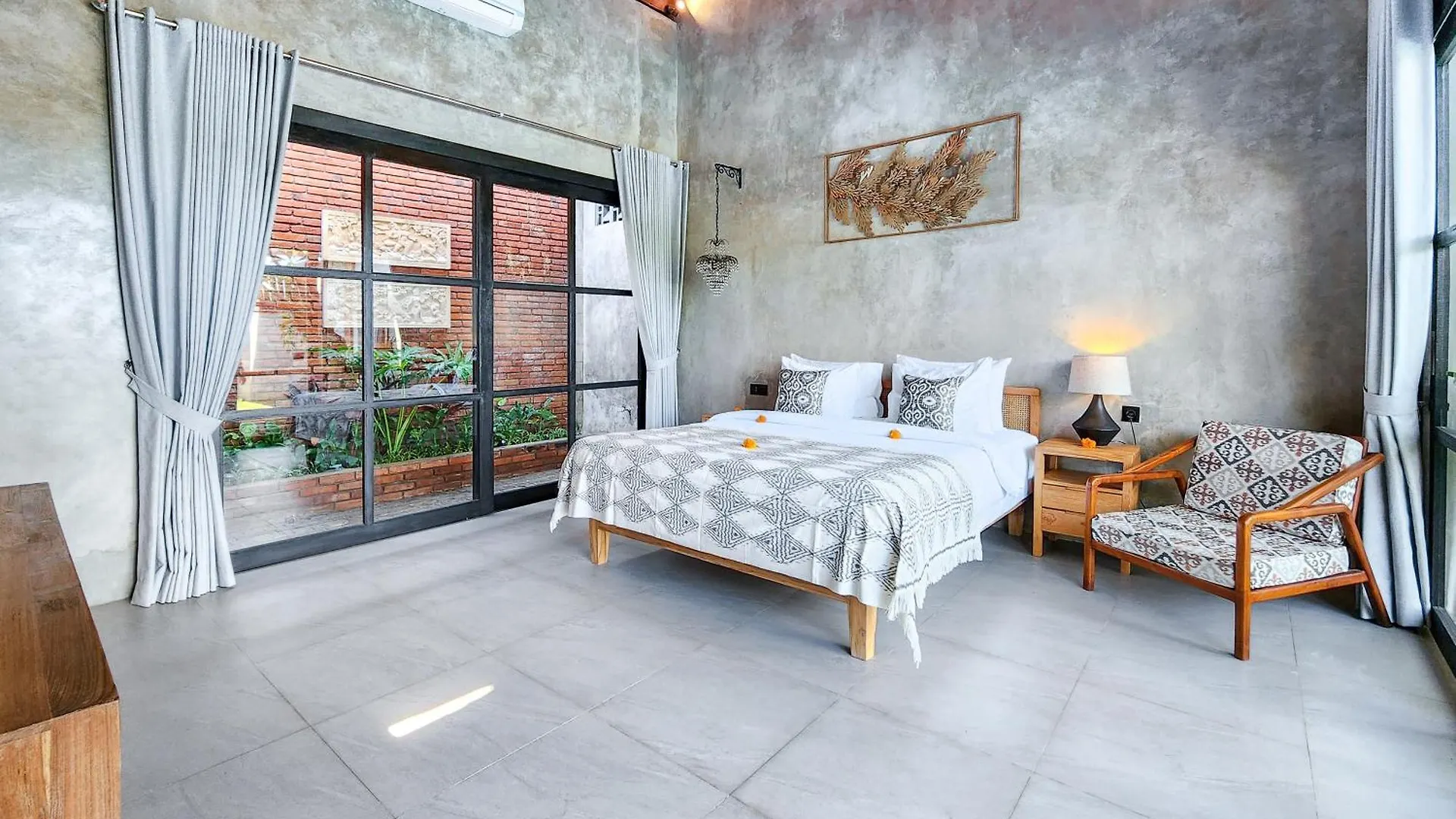 Villa Jonsu Uluwatu By Nagisa Bali Indonesia