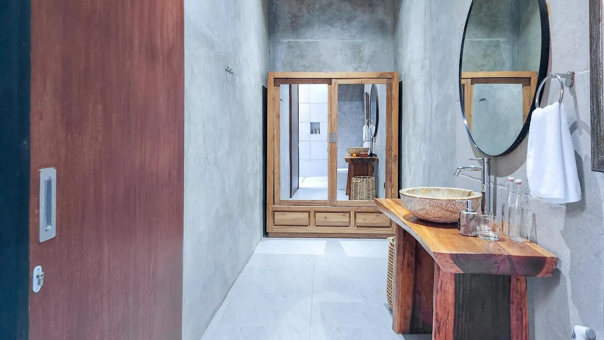 Villa Jonsu Uluwatu By Nagisa Bali Indonesia